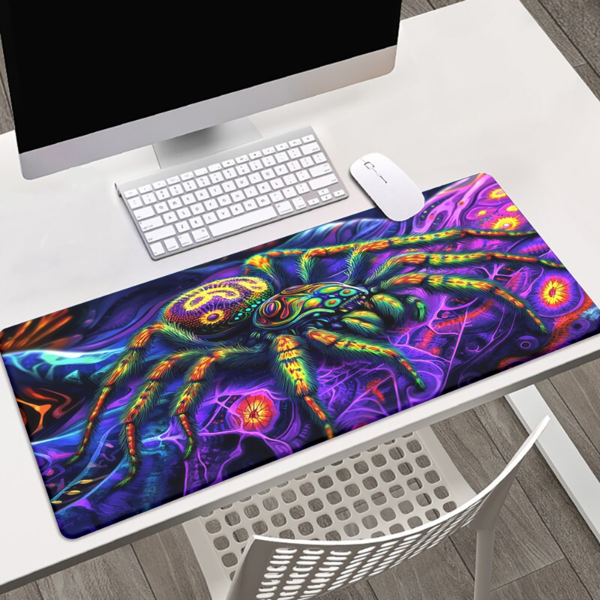 Brand Vibrant Spider Mousepad  - огляд і ціна Gaming Accessories Brands
